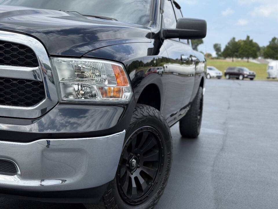 ram ram 1500 pickup 2018 1C6RR7GG1JS326282 image ram ram 1500 pickup 2018 1C6RR7GG1JS326282 image